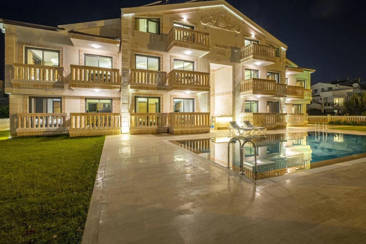 Kalender Pansion Aparthotel Fethiye Exteriör bild