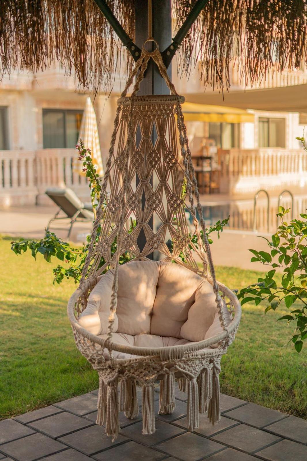 Kalender Pansion Aparthotel Fethiye Exteriör bild